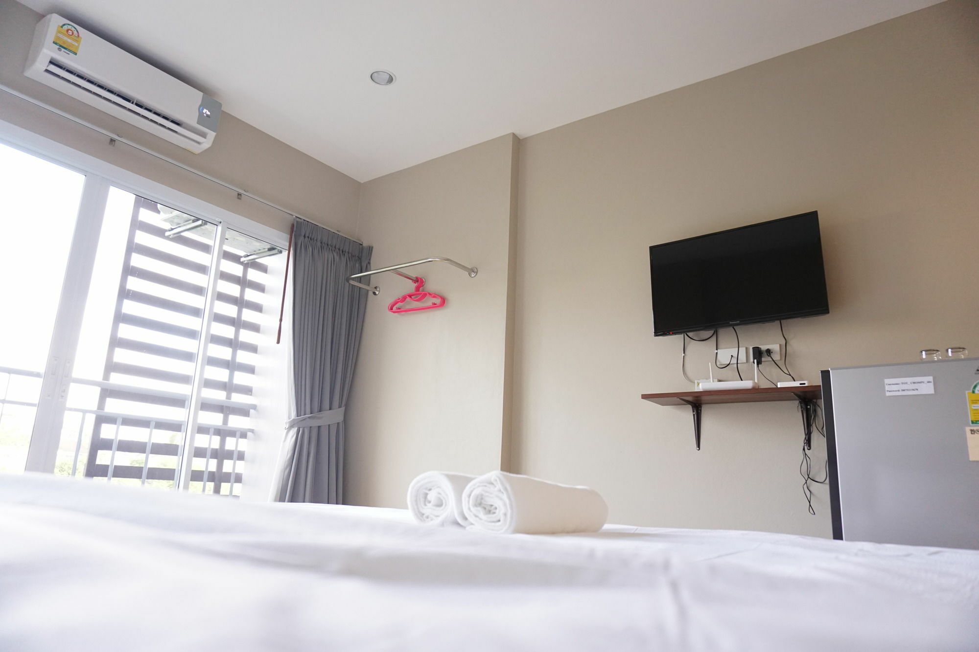 Chompu Nakarin Apartment Trang Exterior foto