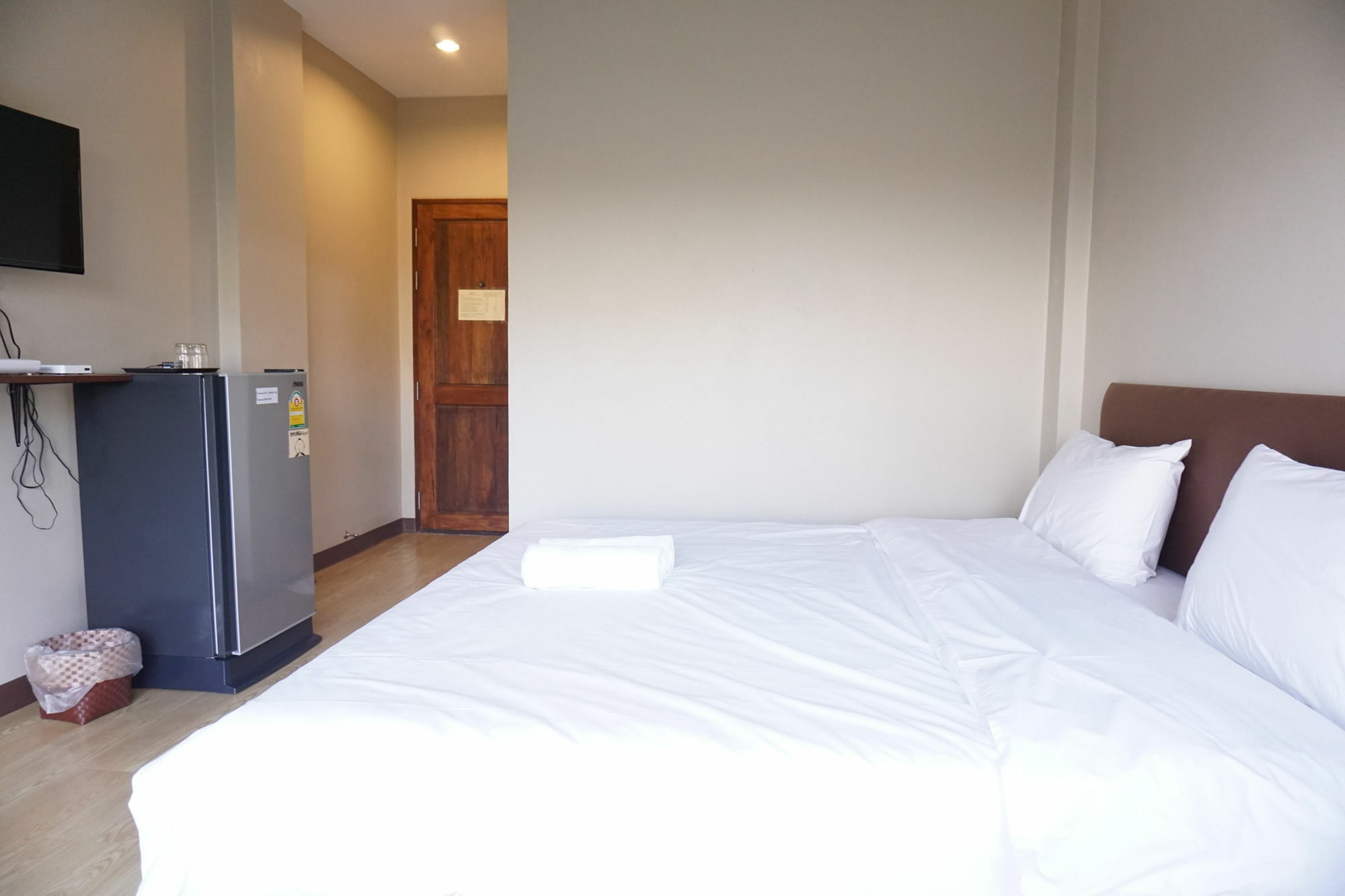 Chompu Nakarin Apartment Trang Exterior foto